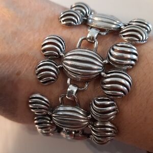 Elegant Silver Bracelet